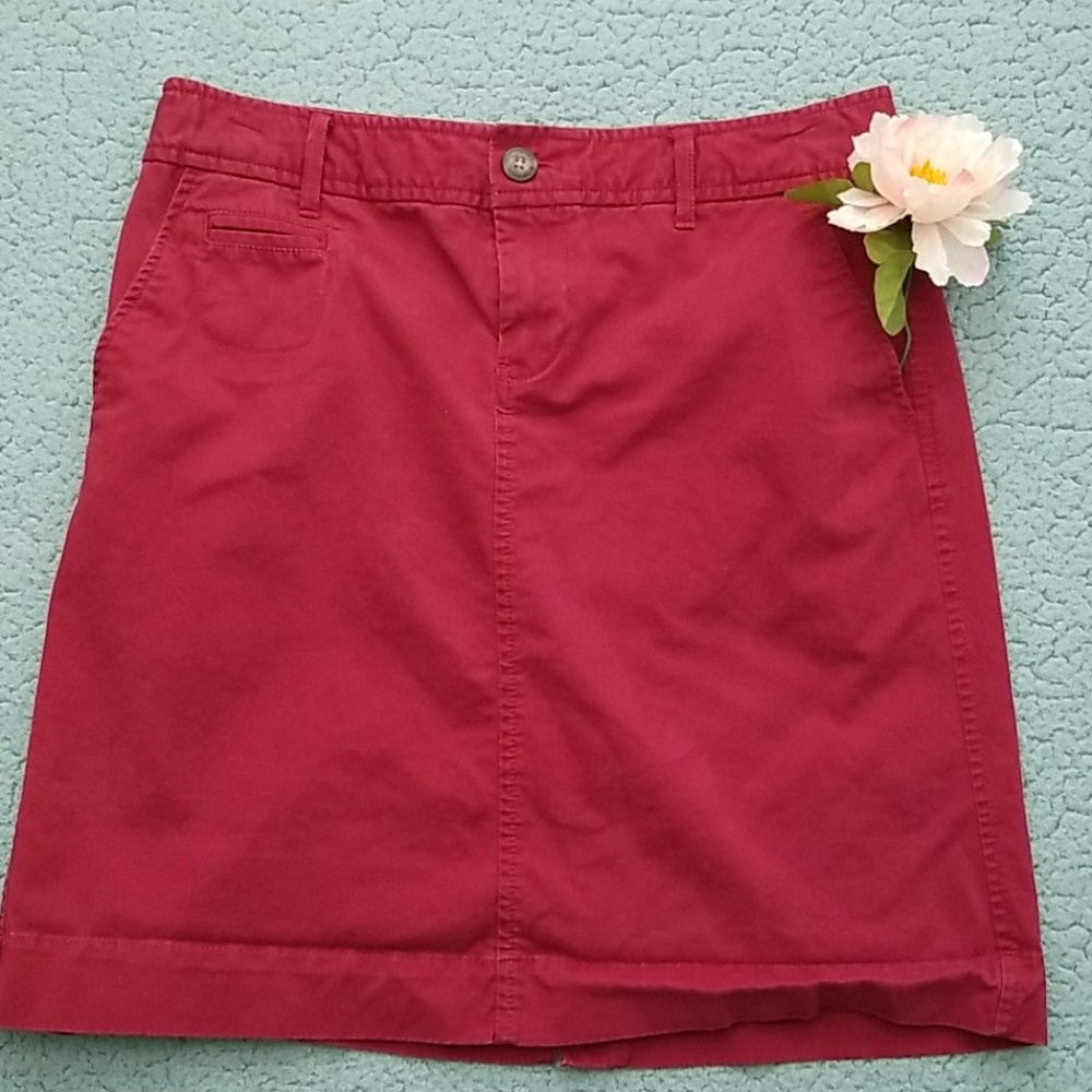Red skirt